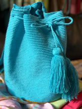 Load image into Gallery viewer, Solid crossbody bag L