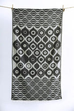 Load image into Gallery viewer, Cotton towel - EYES &amp; WAVES