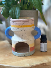 Load image into Gallery viewer, CERAMIC essential oil/wax/perfume burner