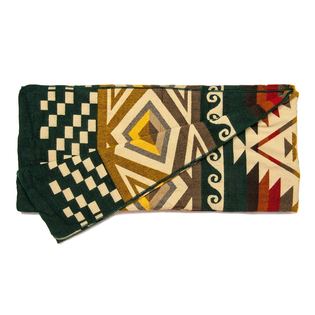 Ecuadorian alpaca blanket | native blanket/poncho