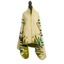 Load image into Gallery viewer, Ecuadorian alpaca blanket | native blanket/poncho