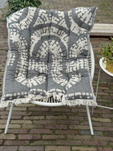 Load image into Gallery viewer, XL cushion MOSAIC - Washable in washing machine