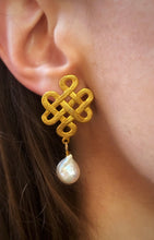 Load image into Gallery viewer, INTRECCIO EARRINGS