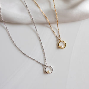 Silver/goldplated necklace with pearl