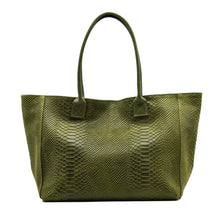 Load image into Gallery viewer, “KATE II” leather bag