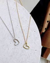 Load image into Gallery viewer, &quot;Heart&quot; necklace