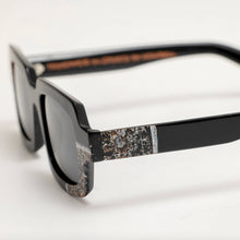 Load image into Gallery viewer, MUSA 1- Handpainted sunglasses by Uglybell