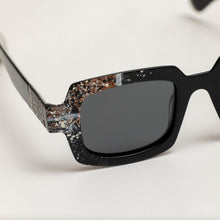Load image into Gallery viewer, MUSA 1- Handpainted sunglasses by Uglybell