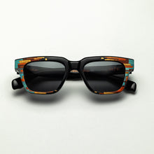 Load image into Gallery viewer, VERTIGRIS-Hand painted sunglasses by Uglybell
