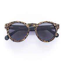 Load image into Gallery viewer, GILDA BLACK - Handcrafted sunglasses by Uglybell