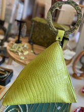 Load image into Gallery viewer, Tea Bag - Handmade leather bag