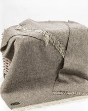 Load image into Gallery viewer, Natural Eco Wool Throw - Herringbone