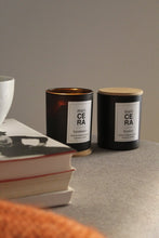 Load image into Gallery viewer, CLASSIC Black- beeswax blend scented candle meliCERA
